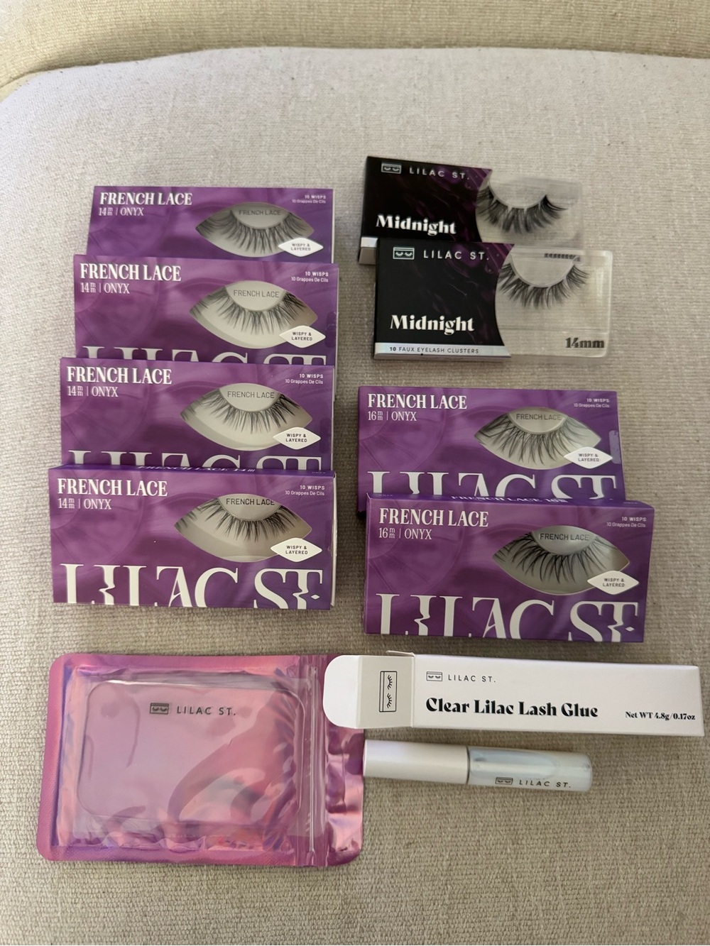 Lilac St 8 pack lash set plus glue